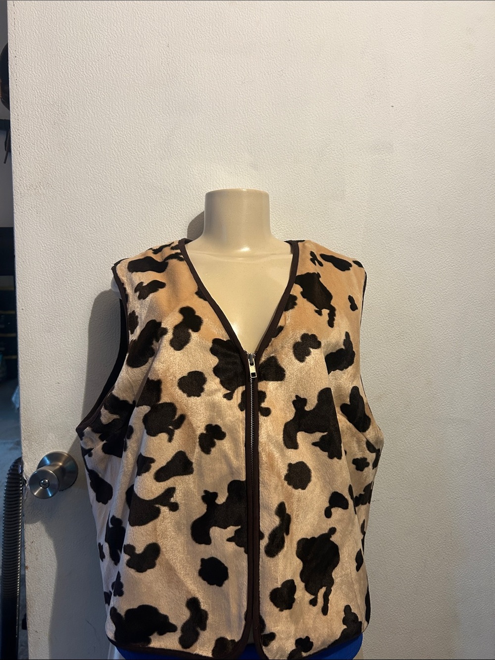 White Stag Beige & Dark Brown Faux Fur Cow-Print Zip Vest - Picture 2 of 7
